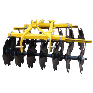 Light offset disc harrow
